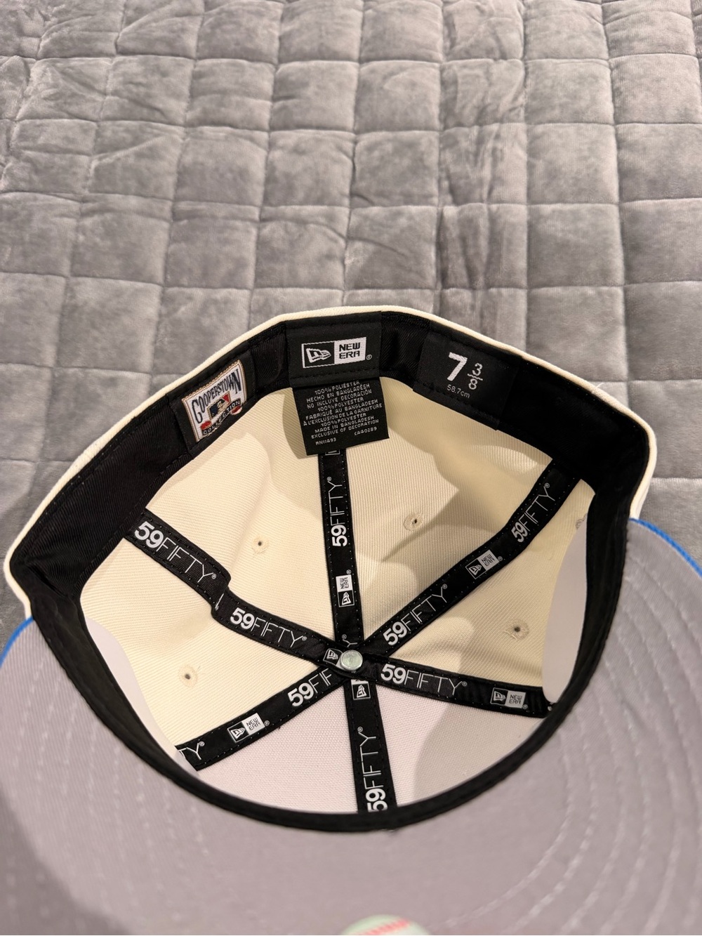 New Era 59FIFTY Fitted Cap - White, Black & Light Blue - Picture 4 of 7